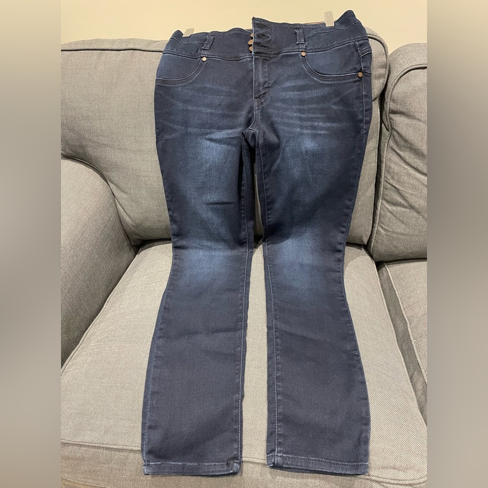 Women’s Blue Jeans